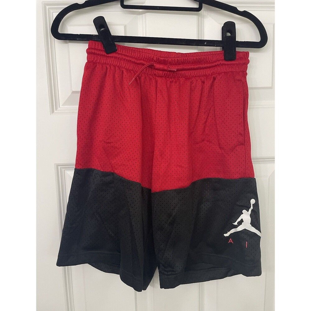 Nike Jordan Boys Red/Black Colorblock Mesh Basketball Shorts Drawstring L 12-13Y